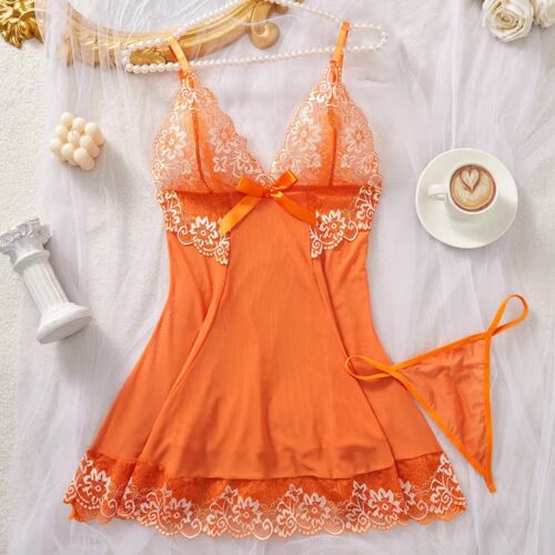 Women’s lace bra and V-neck slip nightdress set in black