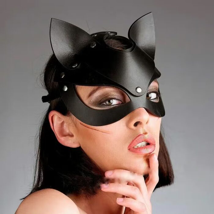Sexy Leather Cosplay Mask – Fetish Masquerade & BDSM Bondage Accessory – Image 4