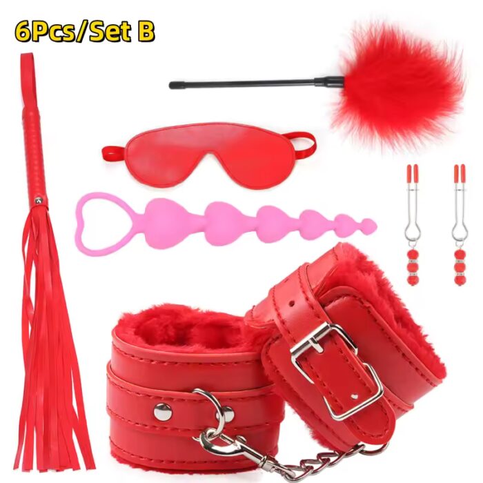 Erotic Bondage Kit for Women – Leather Gear, Handcuffs, Whip, Blindfold, Nipple Clamps & Anal Plug – Bild 3