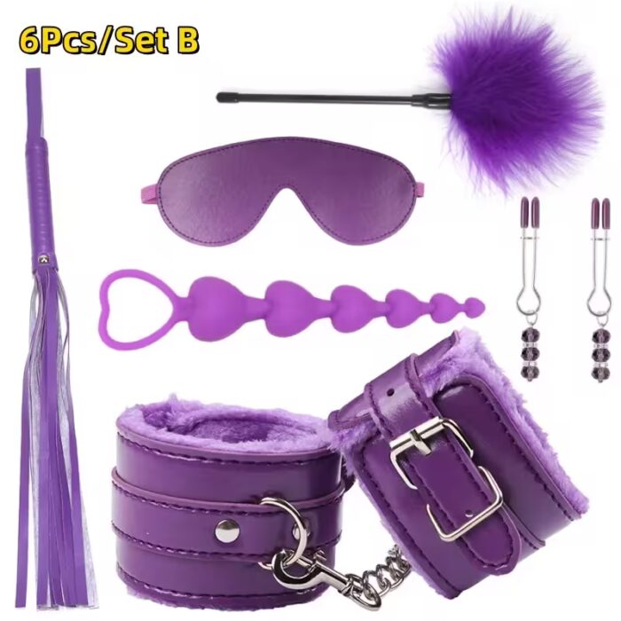Erotic Bondage Kit for Women – Leather Gear, Handcuffs, Whip, Blindfold, Nipple Clamps & Anal Plug – Bild 5